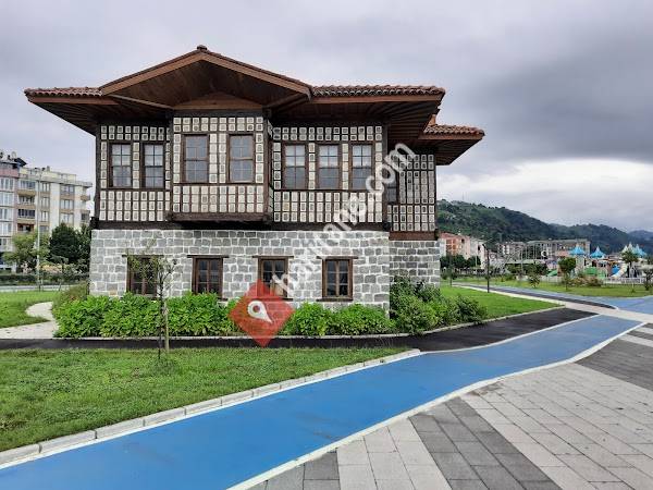 100.Yıl Atatürk Parkı