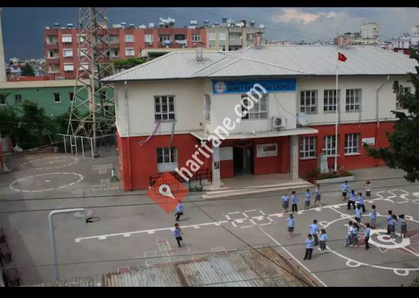Ahmet Karabucak İlköğretim Okulu
