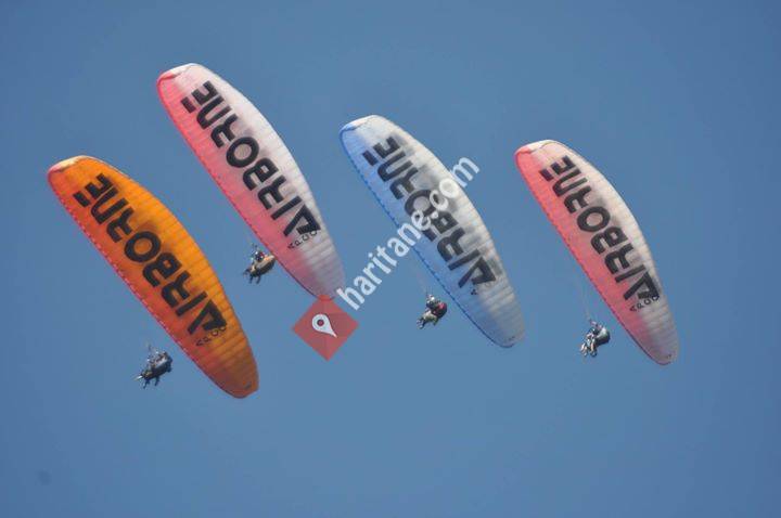Airborne Paragliding
