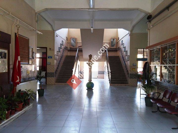 Akhisar Gazi Ortaokulu