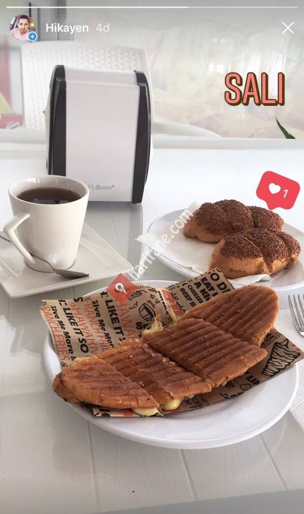 As Üçler Unlu Mamüller & Cafe