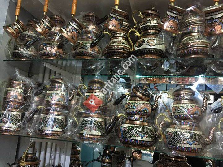 Atlı Hediyelik Eşya Reyonu