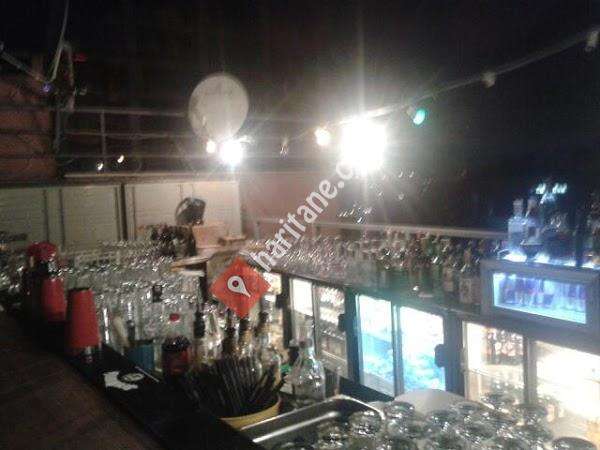 Balkon Cafe Bar