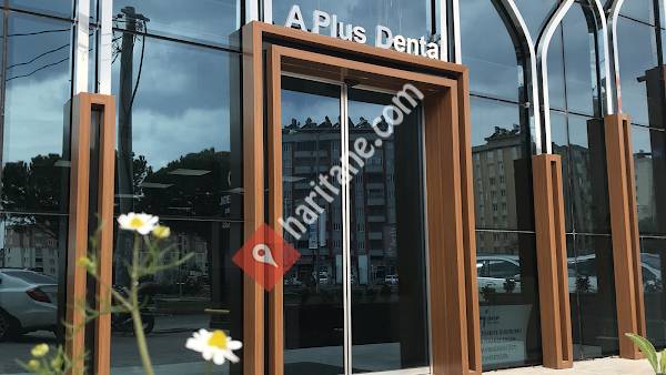 Diş Hekimi Halil İbrahim SAHİ