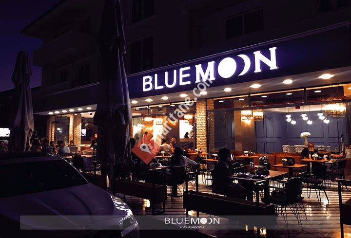Bluemoon Cafe & Lounge