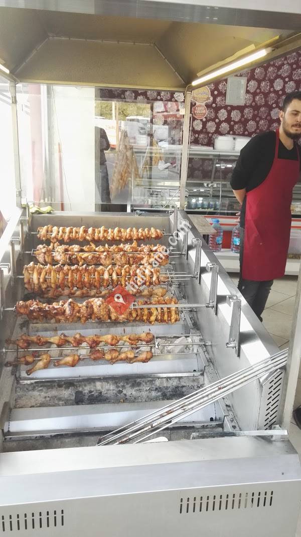 Bornova Kanatçı Saki Kızarmış Piliç Tavuk Siparişi Yemek Servisi
