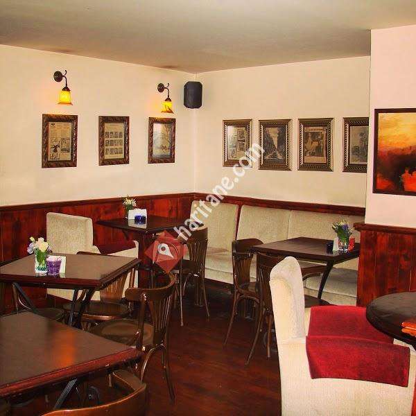 Cafe Des Cafes