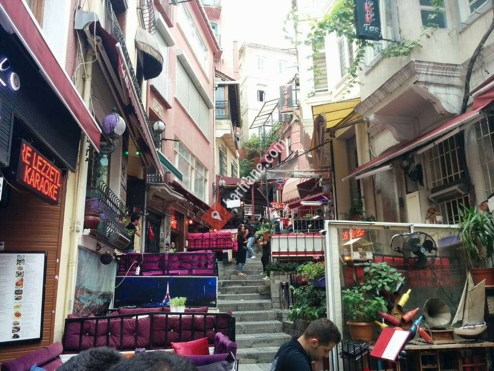 Chez Vous - Fransız Sokağı