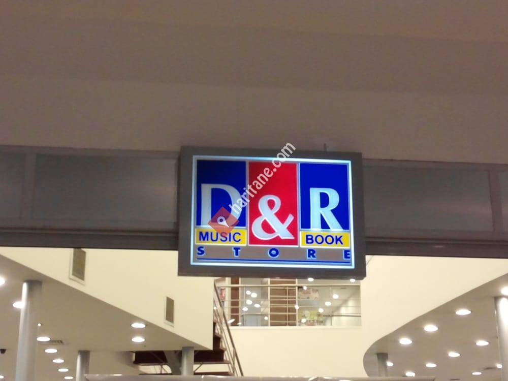 D&R
