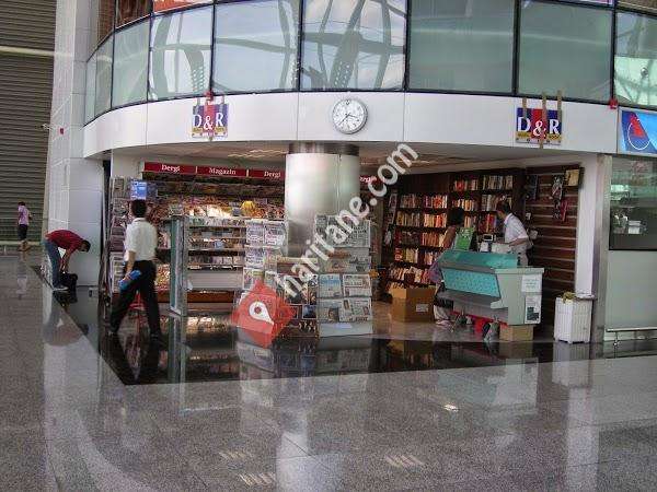 D&R İzmir Adnan Menderes Havalimanı Dış Hatlar Kara