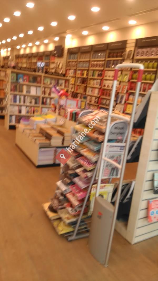 D&R Music Book Store