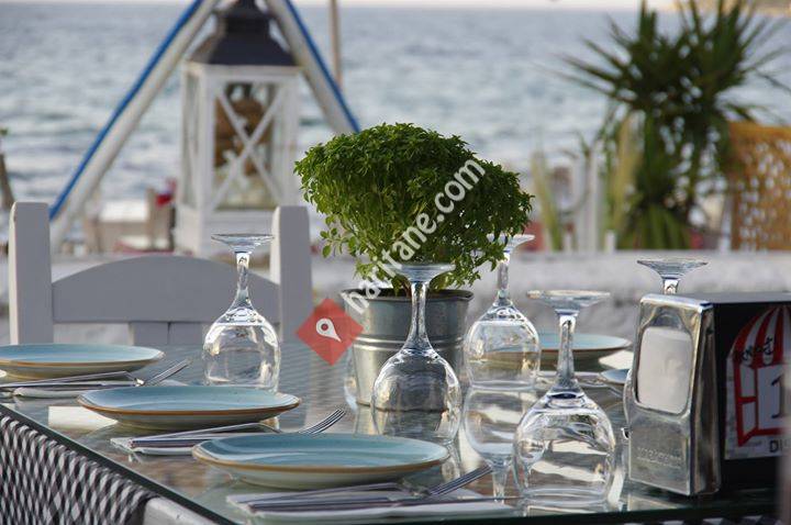 Denizaltı Cafe & Restaurant