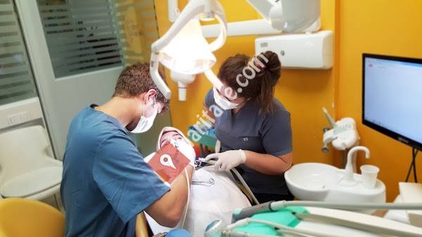 Dent Ataşehir Ağız ve Diş Sağlığı Kliniği Merkez Şubesi