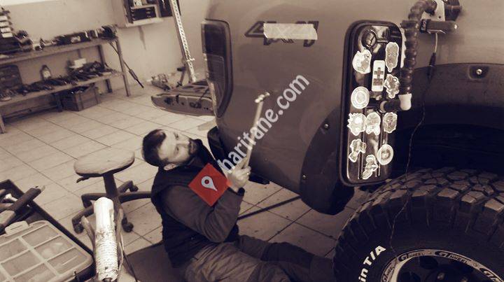 Detay otomotiv boyasız göçük onarım Merkezi