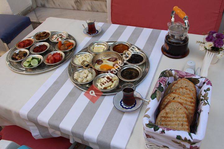 Dionysos Ada Kahvaltı