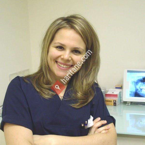 Diş Hekimi - Dr. Fidan AKALIN BERKER (Protez Uzmanı)