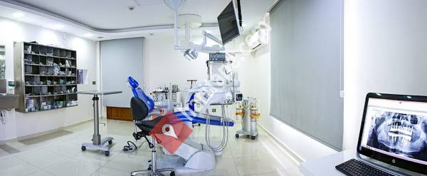 Diş kliniği ve implant merkezi, Çene Estetiği Kliniği, Doç. Dr. Birkan Taha ÖZKAN