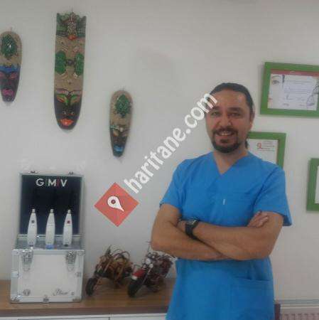 Dr. Berkant Oman Muayenehanesi, Dermatolog / Dermatologist