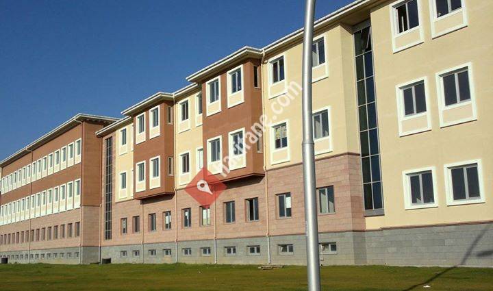 Erzincan Binali Yıldırım Üniversitesi İlahiyat Fakültesi