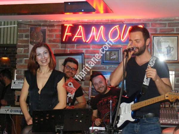 famous canlı müzik bar