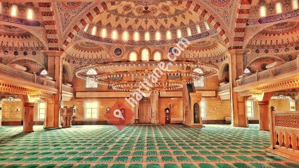 Beylikdüzü Fatih Sultan Mehmet Camii