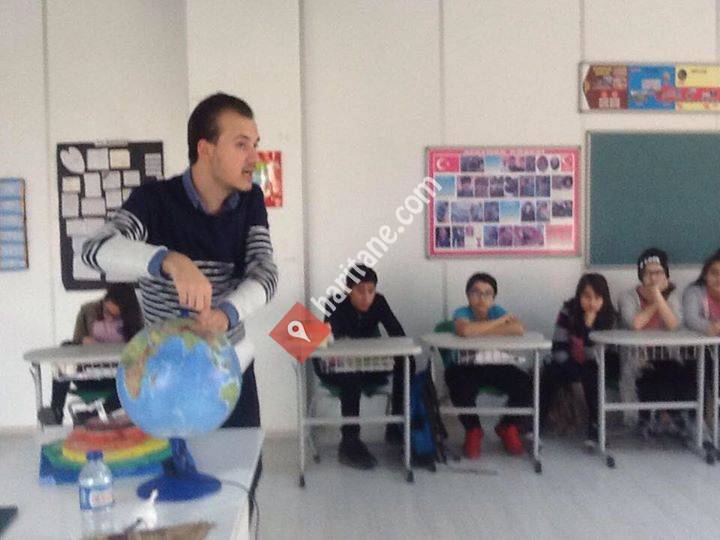 Gokkuşağı College Bahçeşhir the best school for foreigners
