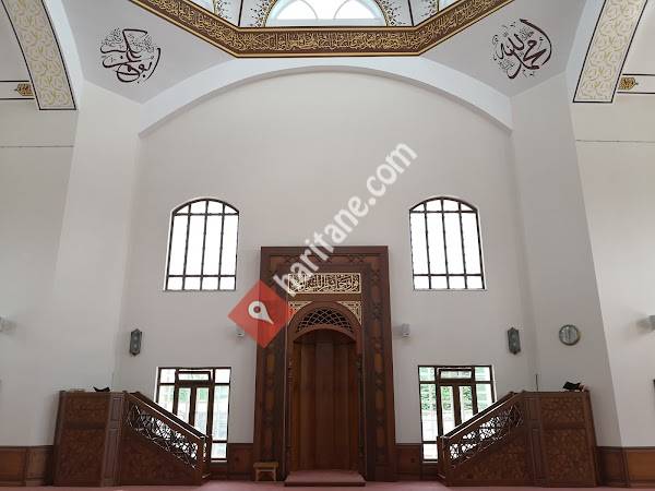 Hacı Zehra Aydın Camii