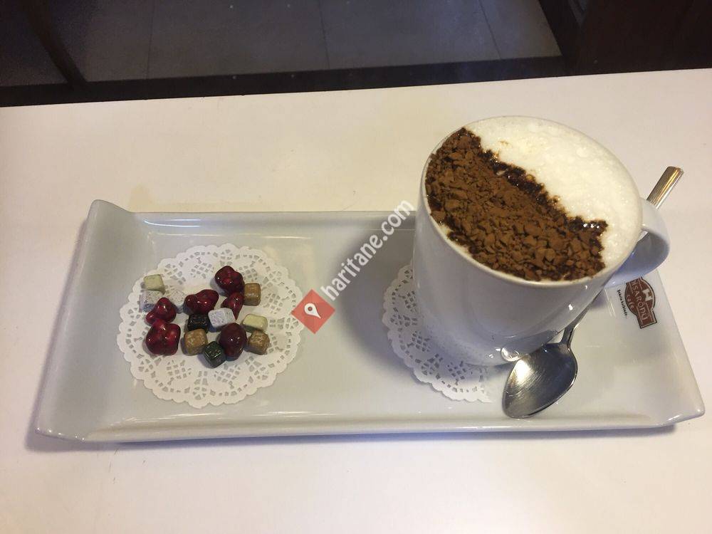 Hisarönü Cafe