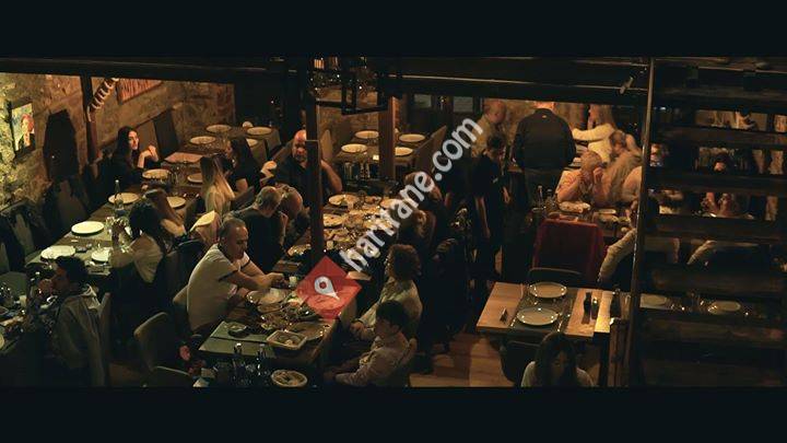 İki Yaka Yorgo Seferis