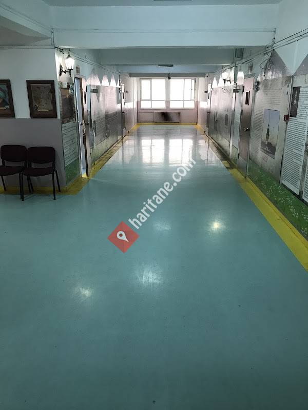Istanbul - Esenyurt Cumhuriyet İlkokulu