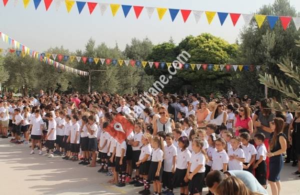İzmir Özel Tevfik Fikret Okulları