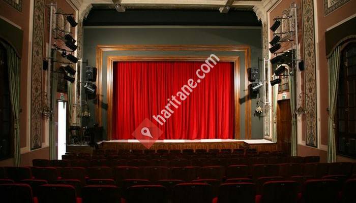 İzmir Tiyatro Etkinlikleri