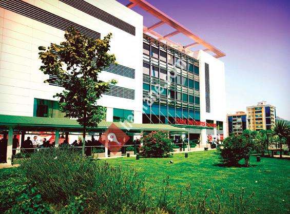 İzmir Üniversitesi Hastanesi - Medical Park İzmir