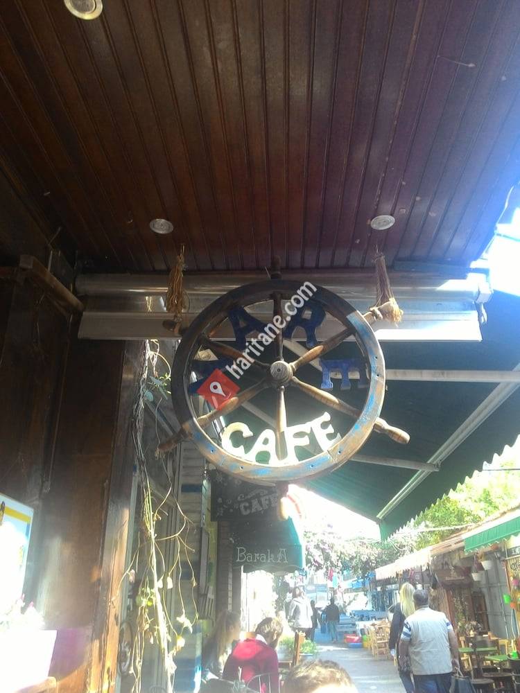 Kaos Cafe Bar