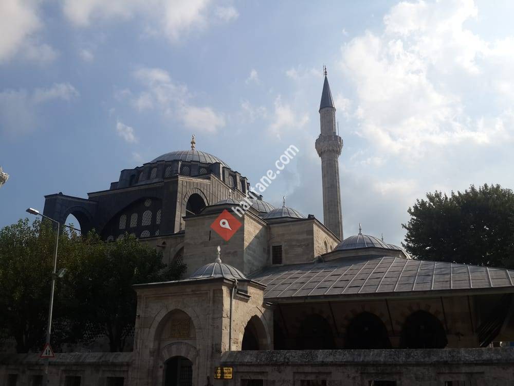 Kaptan-ı Derya Kılıç Ali Paşa Cami