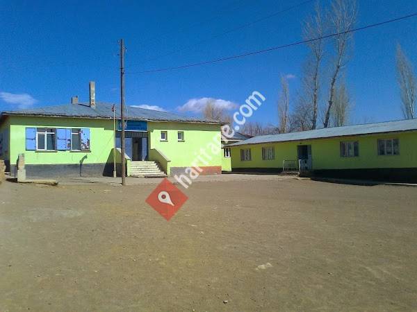 Karacaören Ortaokulu