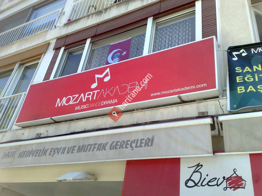 Mozart Akademi