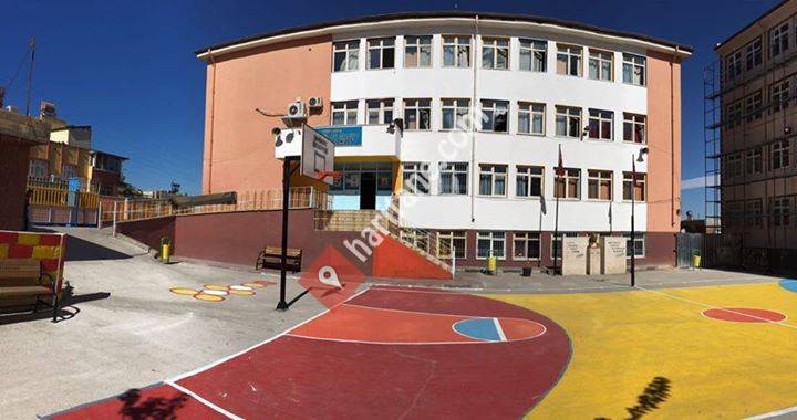 Mustafa Marangoz Ortaokulu