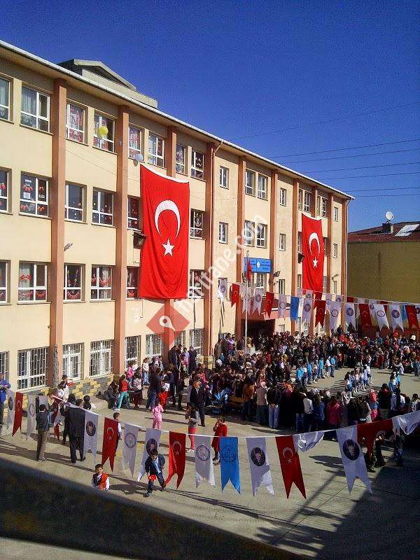 Mustafa Zeki Demir İlk Okulu