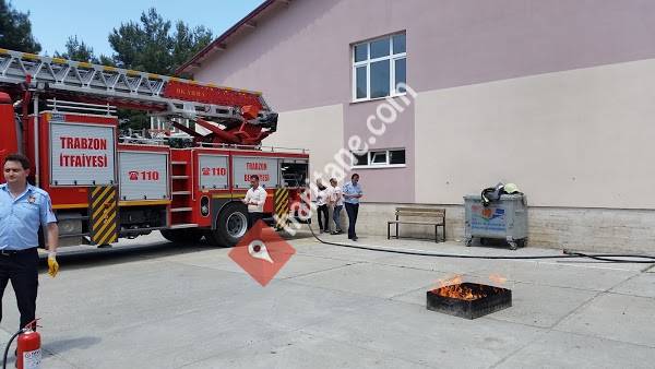 Düzköy Nazım Kayhan Çok Programlı Anadolu Lisesi