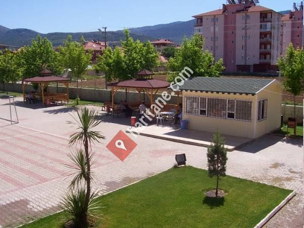 Necati Topay Ticaret Meslek Lisesi