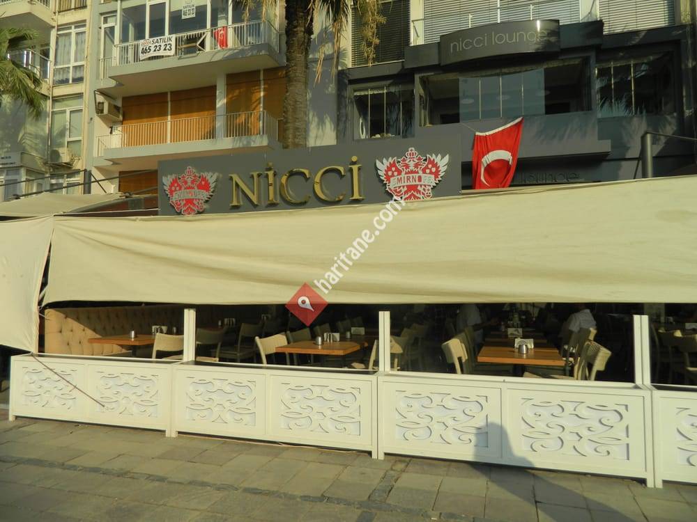 Nicci Lounge