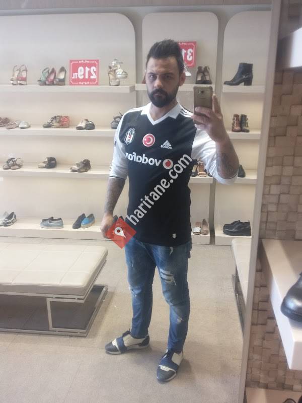 Nursace Ayakkabı Beyoğlu Mağaza