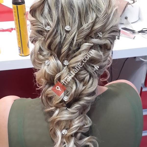 Oben Bayan kuaförü