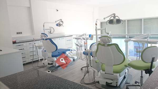 Ortodontist Tuncay Sarmaz & Diş Hekimi Nusret Üstün