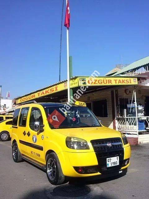 Özgür Taksi Antalya Özdilek karşısında siz değerli misafirlerimizi ağırlamaktan onur duyar