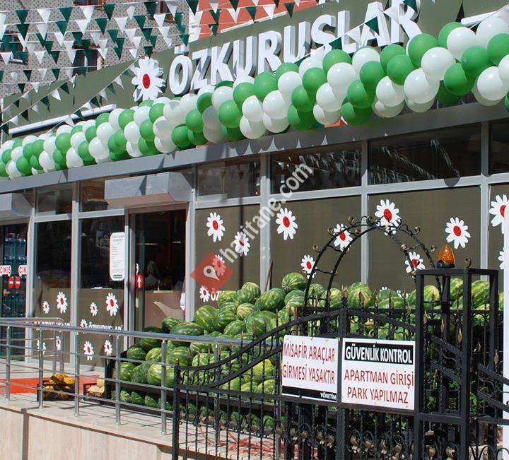 Özkuruşlar Market