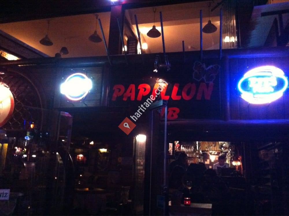 Papillon Pub