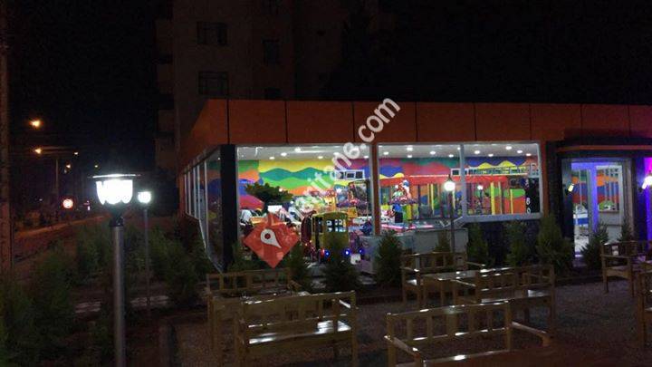 Parkzade Cafe & Çocuk Oyun Parkı