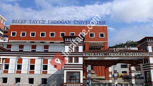 recep tayyip erdogan universitesi kongre ve kultur merkezi rize merkez